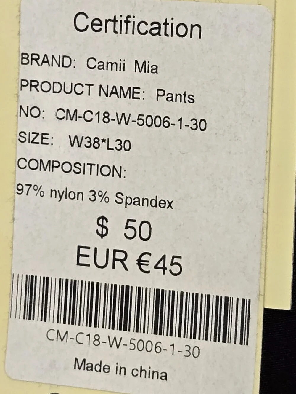 Camii Mia sleek black
